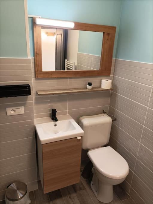Apartment Entre Et Refait A Neuf, Wifi *