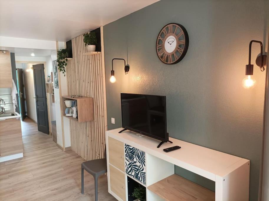 Entre Et Refait A Neuf, Wifi Apartment *